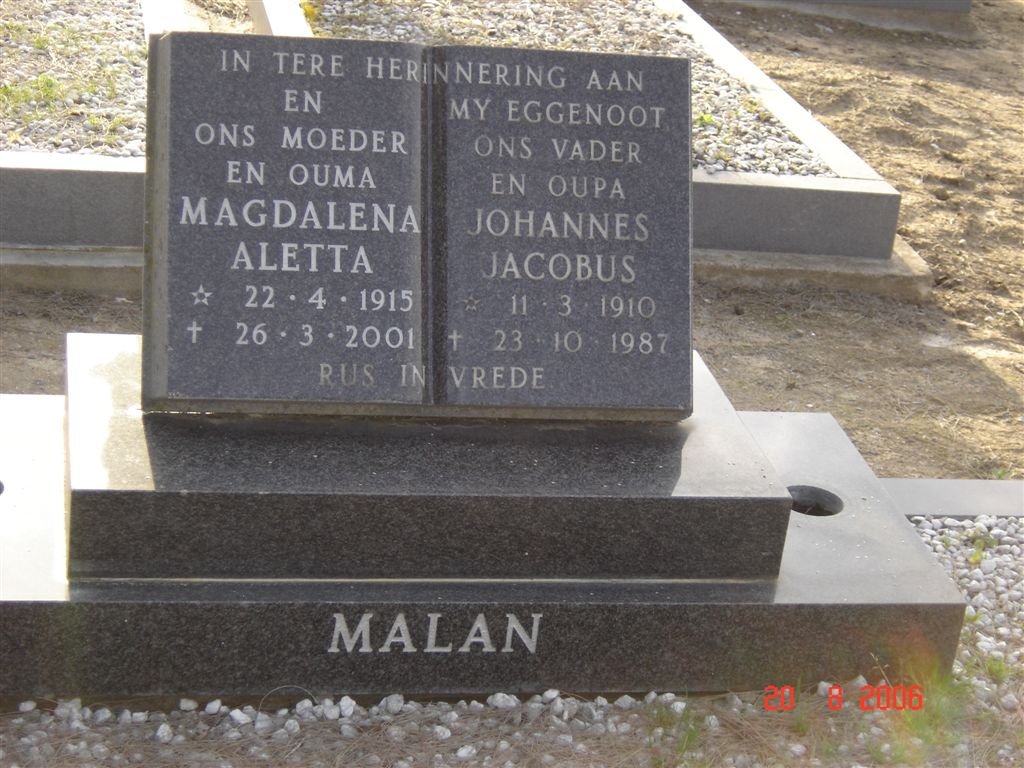 MALAN Johannes Jacobus 1910-1987 &amp; Magdalena Aletta 1915-2001