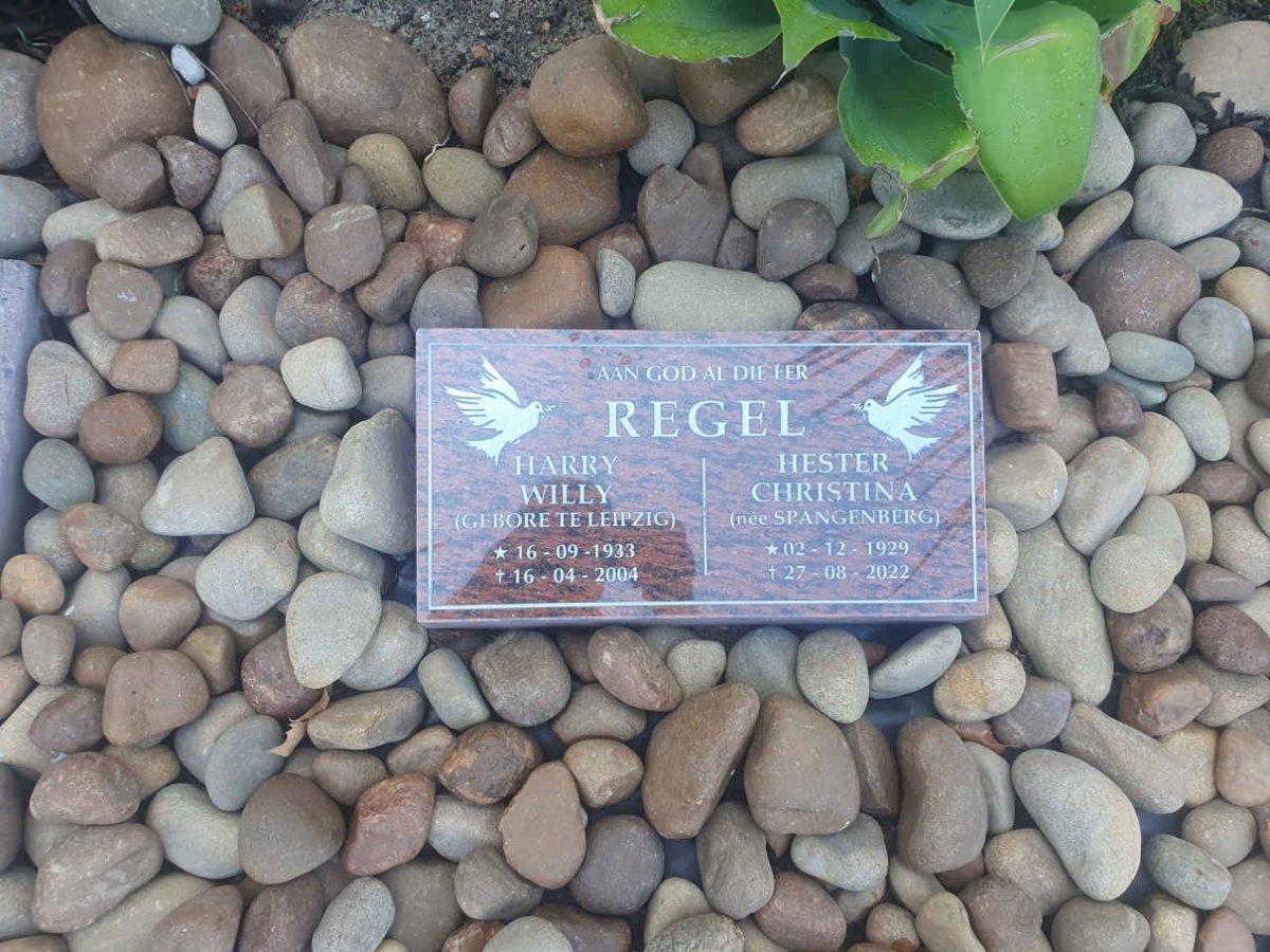 REGEL Harry Willy 1933-2004 &amp; Hester Christina SPANGENBERG 1929-2022