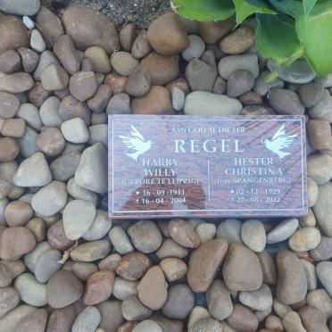 REGEL Harry Willy 1933-2004 &amp; Hester Christina SPANGENBERG 1929-2022