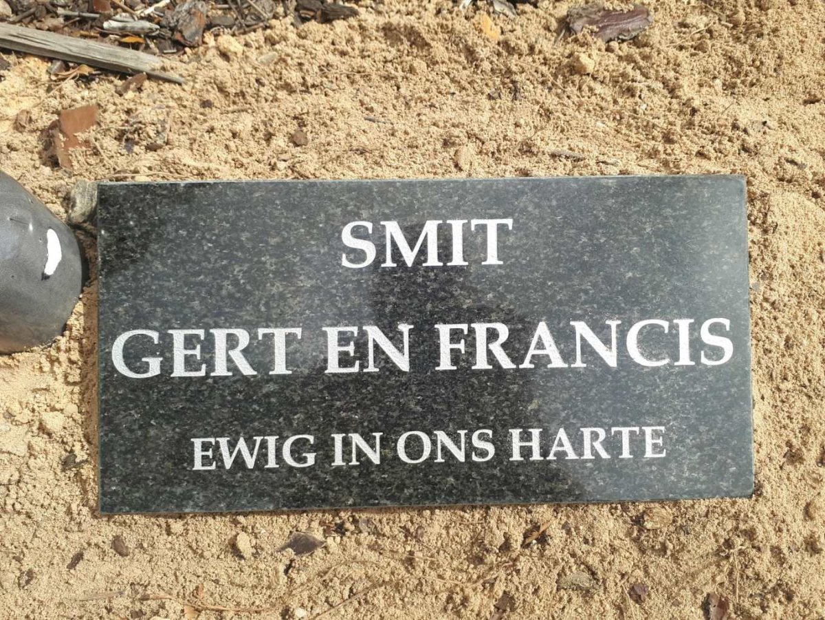 SMIT Gert &amp; Francis