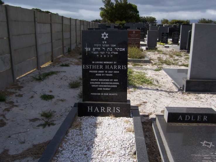 HARRIS Esther -2004