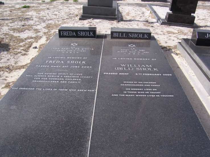 SHOLK William -2009 &amp; Freda -2002