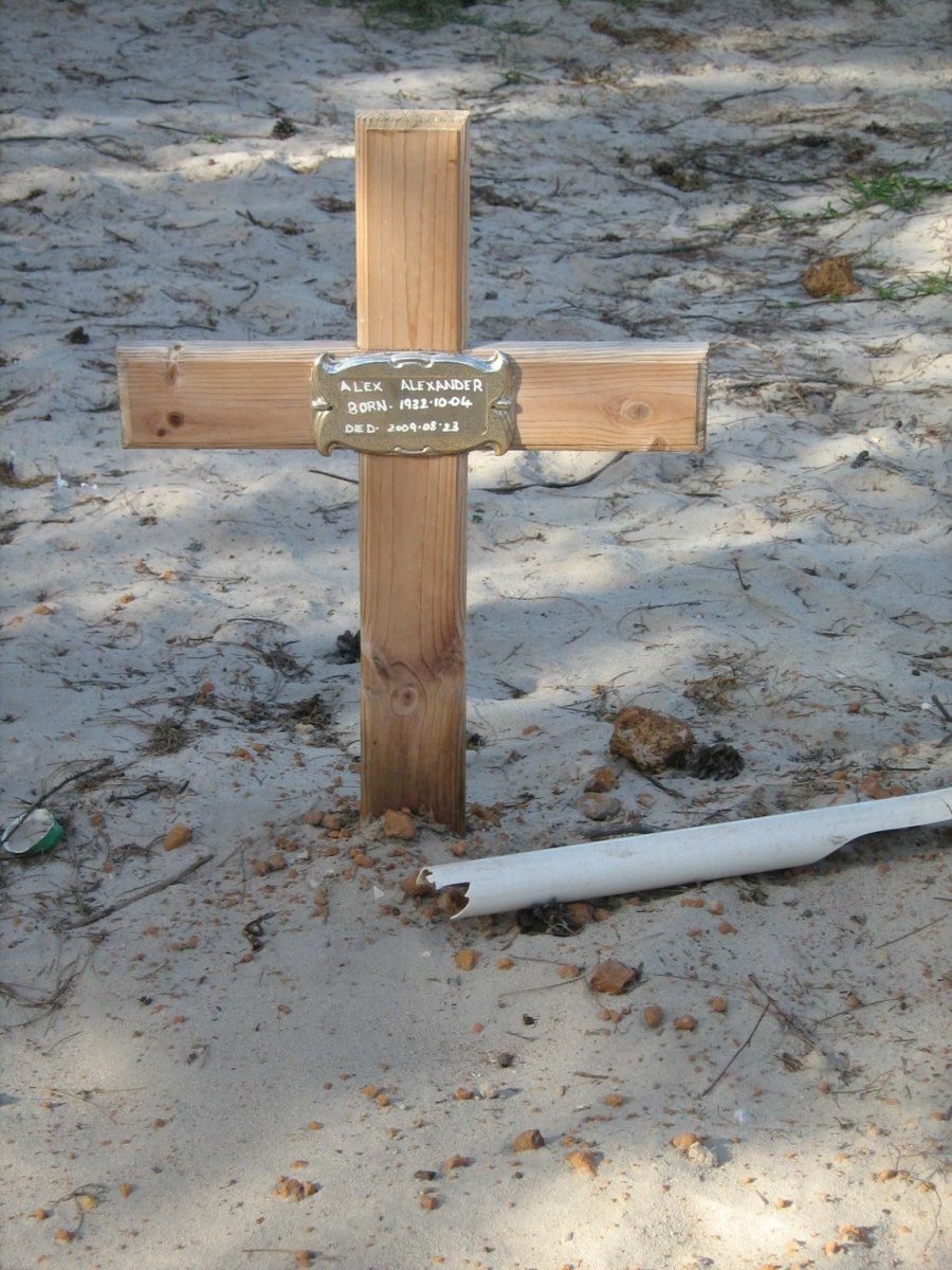 ALEXANDER Alex 1932-2009