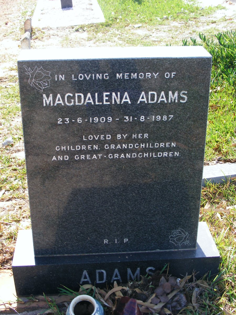 ADAMS Magdalena 1909-1987