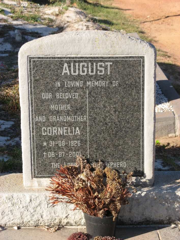 AUGUST Cornelia 1926-2001