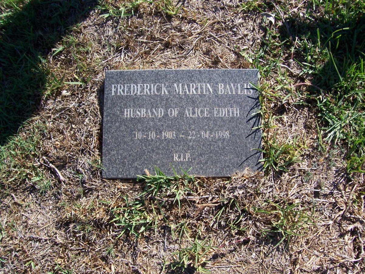 BAYLIS Frederick Martin 1903-1998
