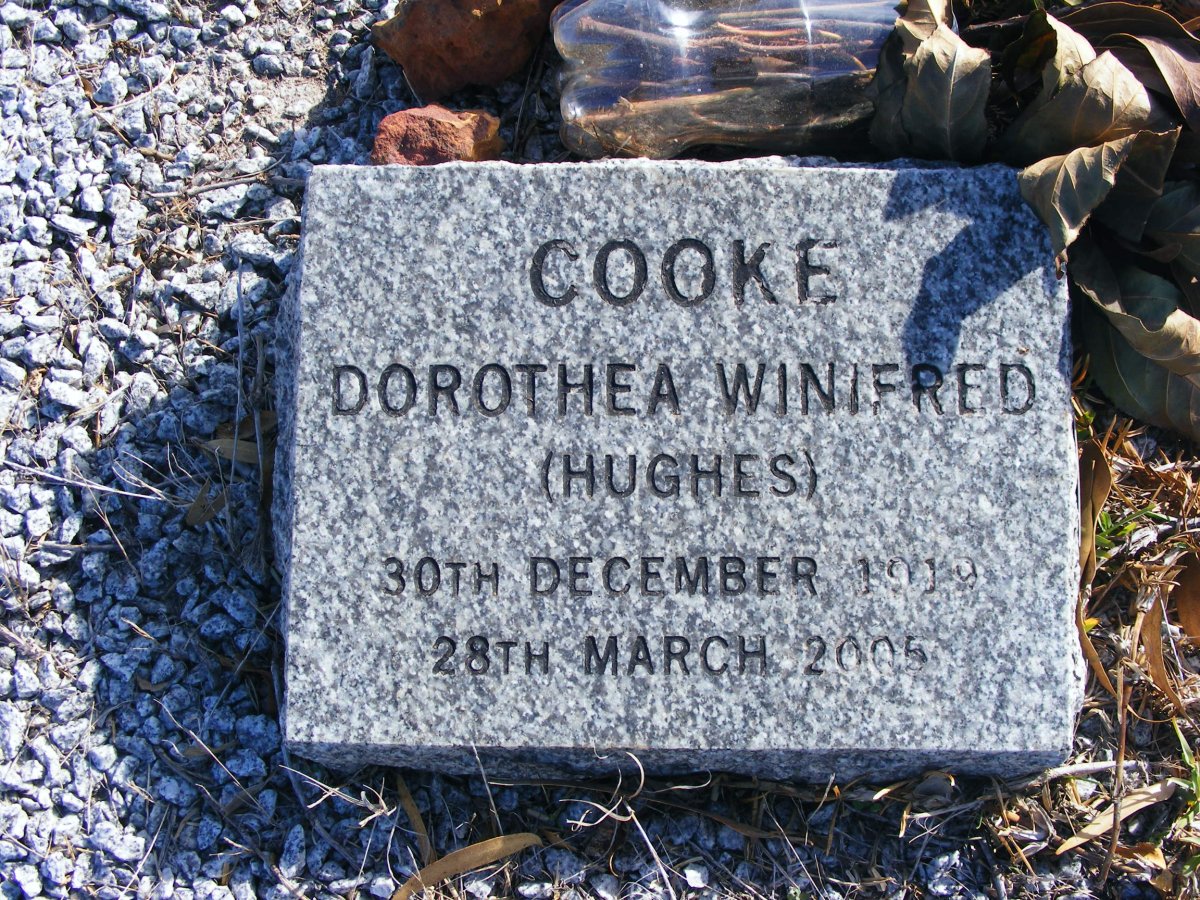 COOKE Dorothea Winifred nee HUGHES 1919-2005