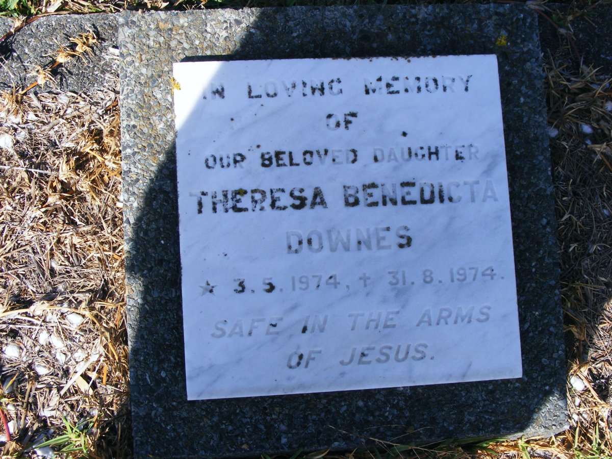 DOWNES Theresa Benedicta 1974-1974