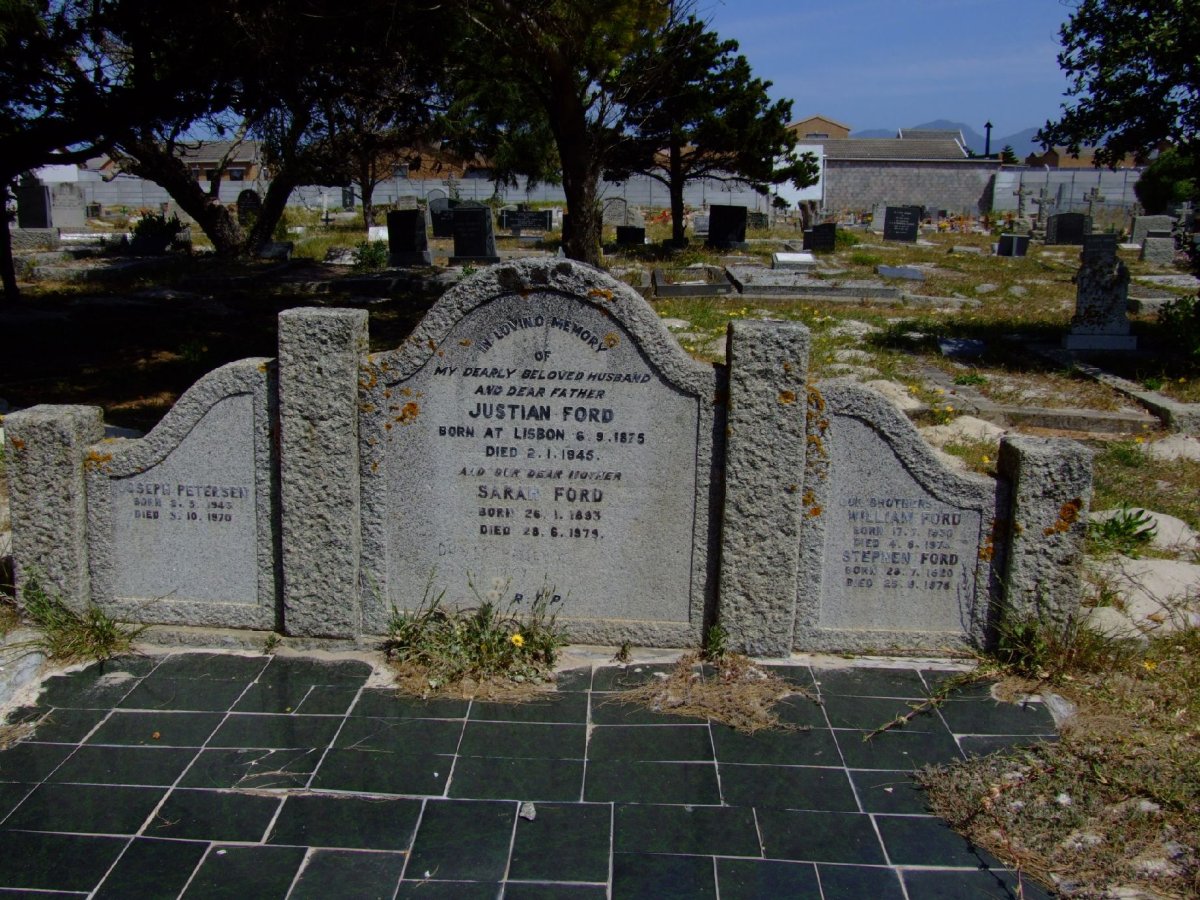 FORD Justian 1875-1945 &amp; Sarah 1893-1979 :: PETERSEN Joseph 1943-1970
