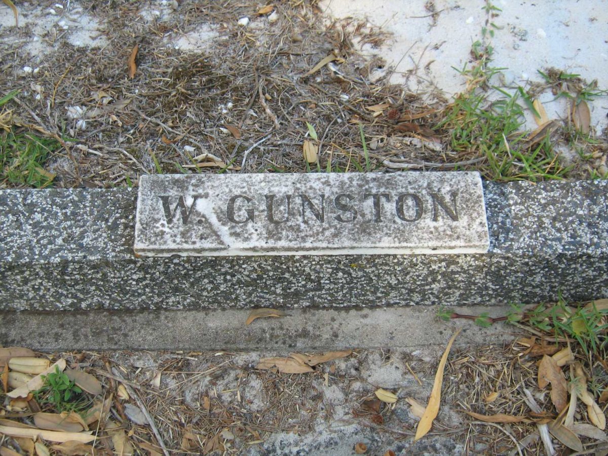 GUNSTON W.