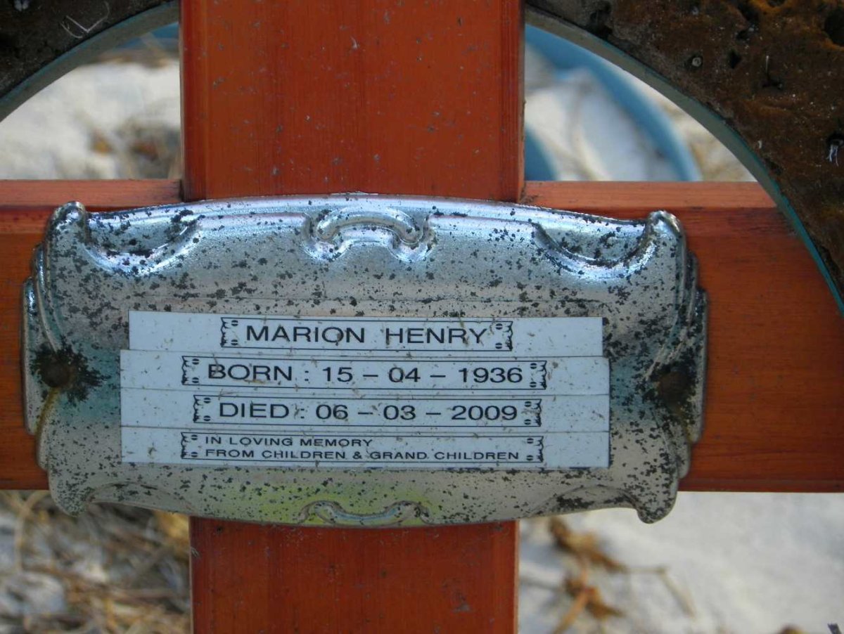 HENRY Marion 1936-2009