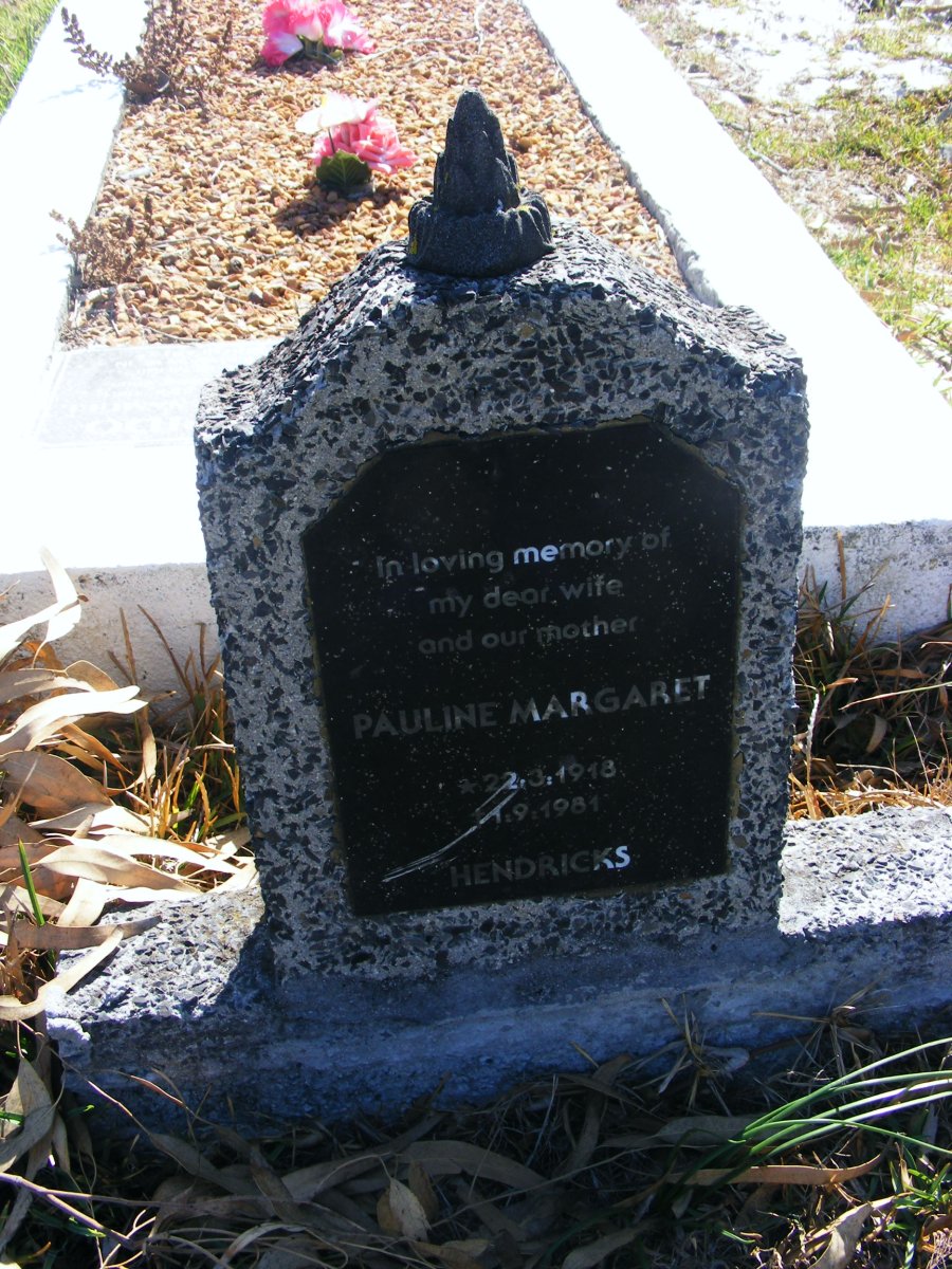 HENDRICKS Pauline Margaret 1918-1981