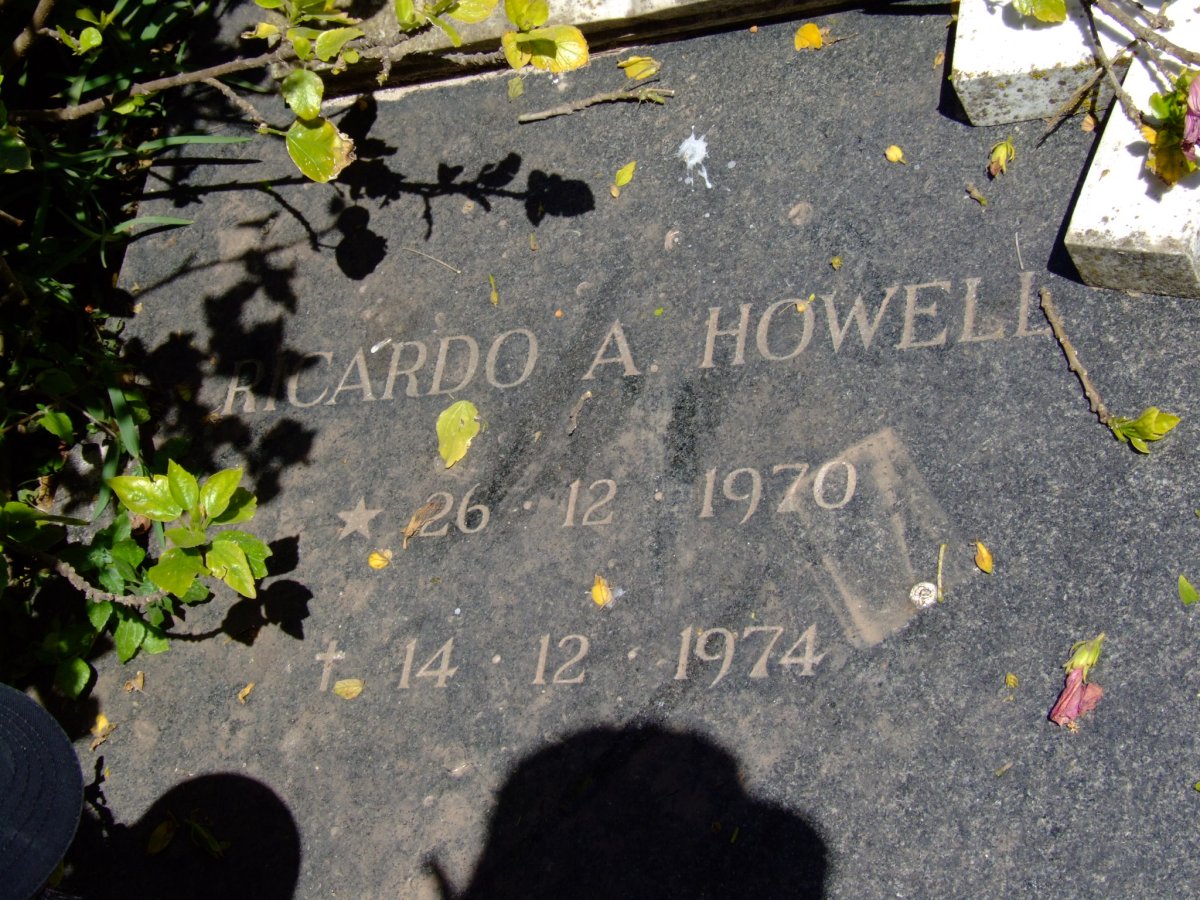 HOWELL Ricardo A. 1970-1974