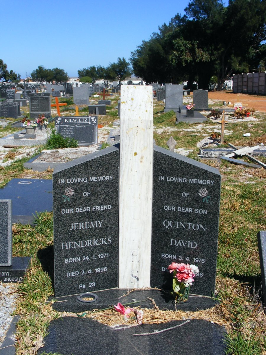 HENDRICKS Jeremy 1971-1996 :: ? Quinton David 1975-1996