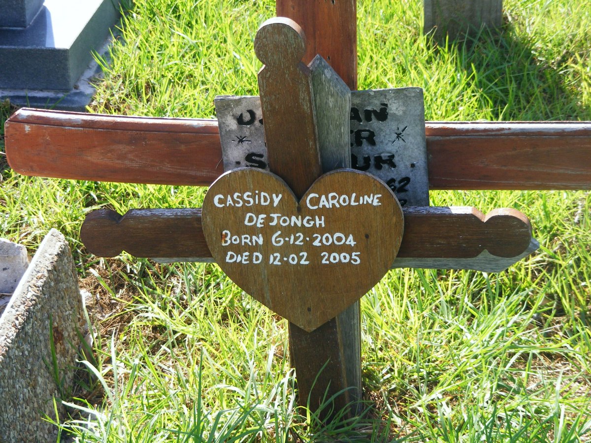 JONGH Cassidy Caroline, de 2004-2005