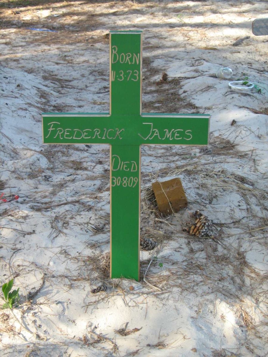 JAMES Frederick 1973-2009