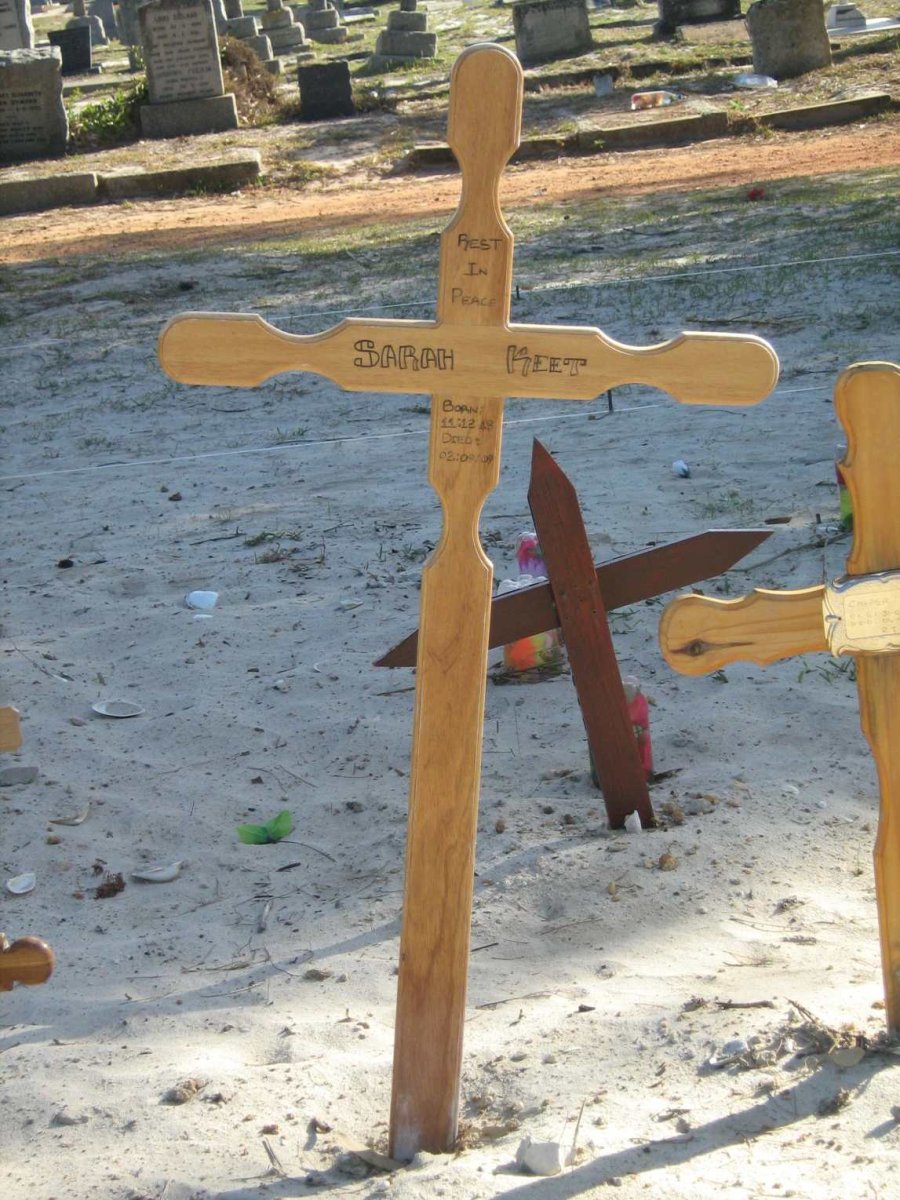 KEET Sarah 1948-2009