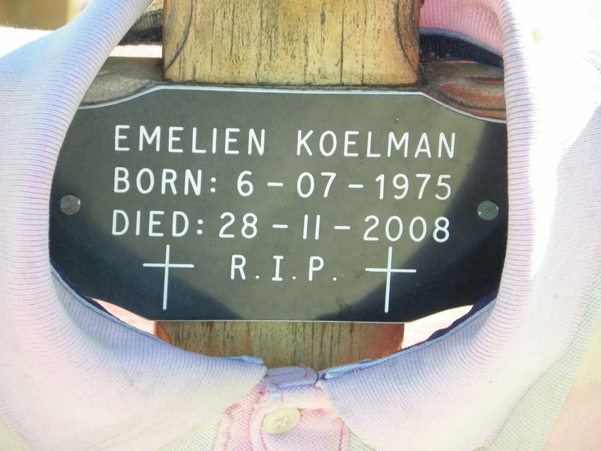 KOELMAN Emelien 1975-2008