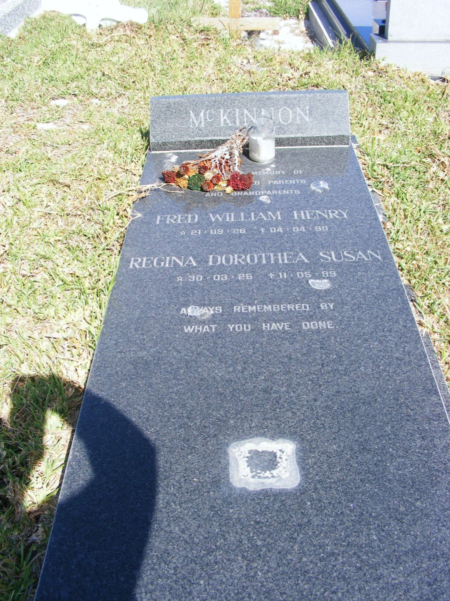 McKINNON Fred William Henry 1926-1998 &amp; Regina Dorothea Susan 1925-1999