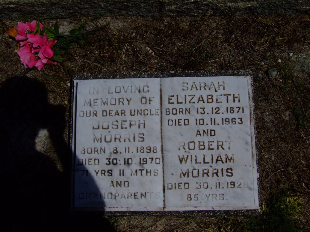 MORRIS Robert William -1928 &amp; Sarah Elizabeth 1871-1963