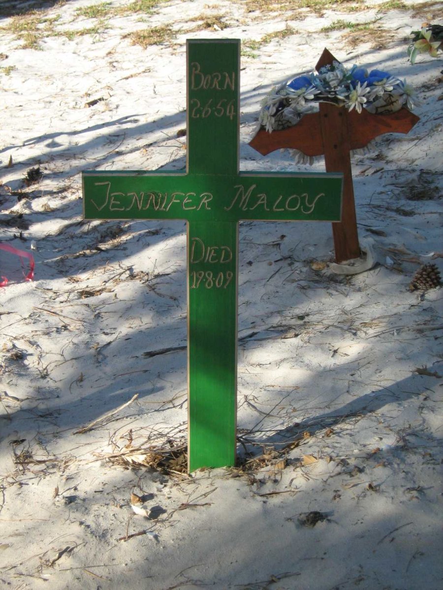 MALOY Jennifer 1954-2009