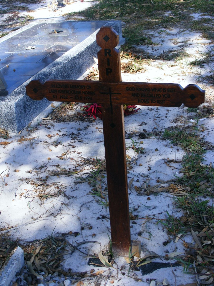 NORRIS Gwendoline 1932-1994