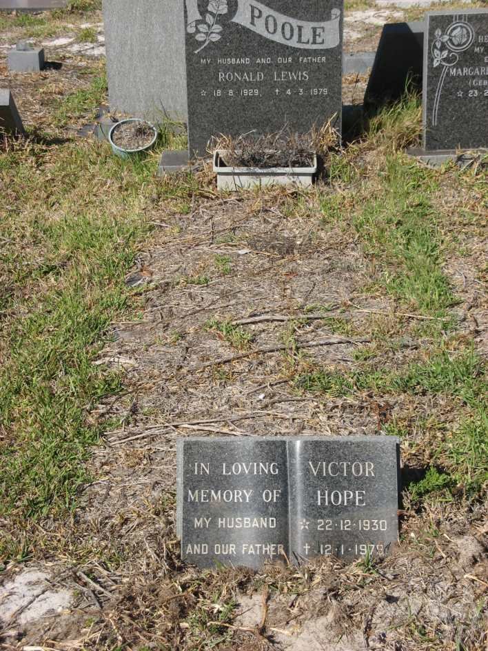 POOLE Ronald Lewis 1929-1979 :: HOPE Victor 1930-1979