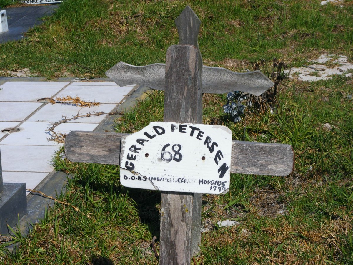 PETERSEN Gerald 1931-1999