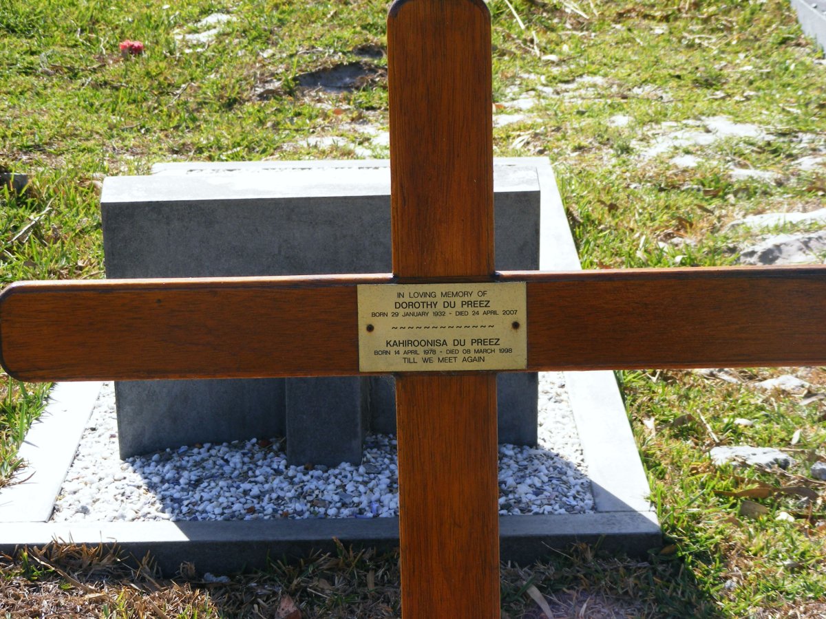 PREEZ Dorothy, du 1932-2007 :: DU PREEZ Kahiroonisa 1978-1998