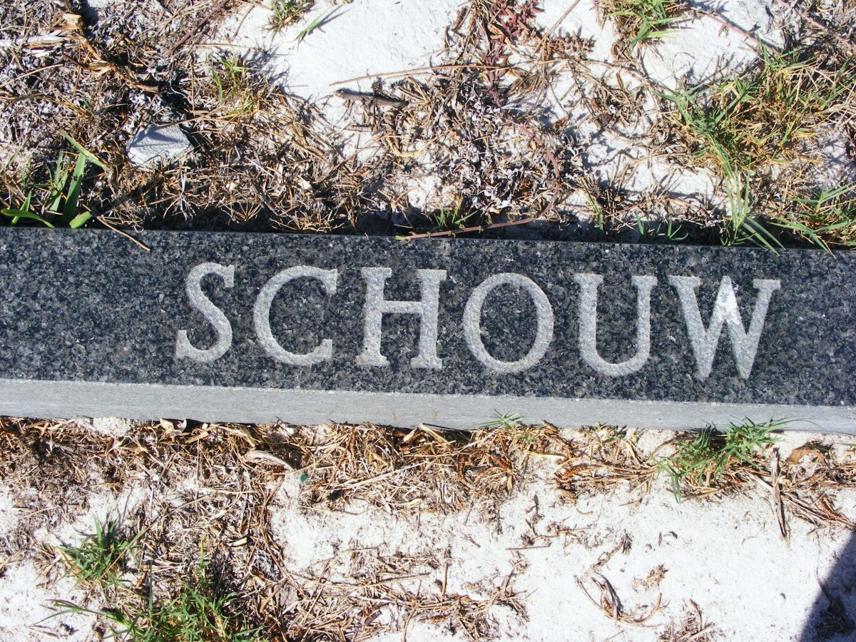 SCHOUW