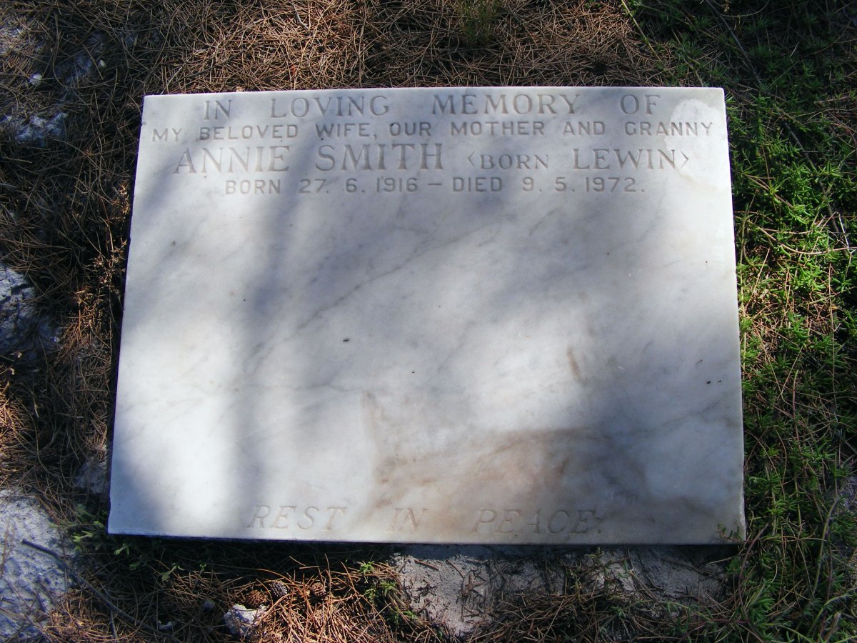 SMITH Annie nee LEWIN 1916-1972