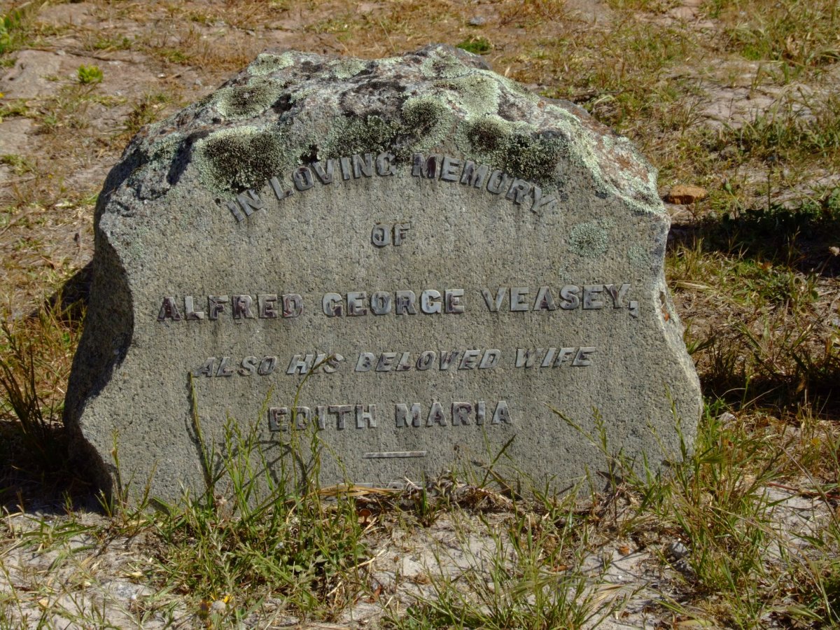 VEASEY Alfred George  &amp; Edith Maria