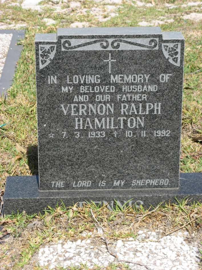 DENNIS Vernon Ralph Hamilton 1933-1992