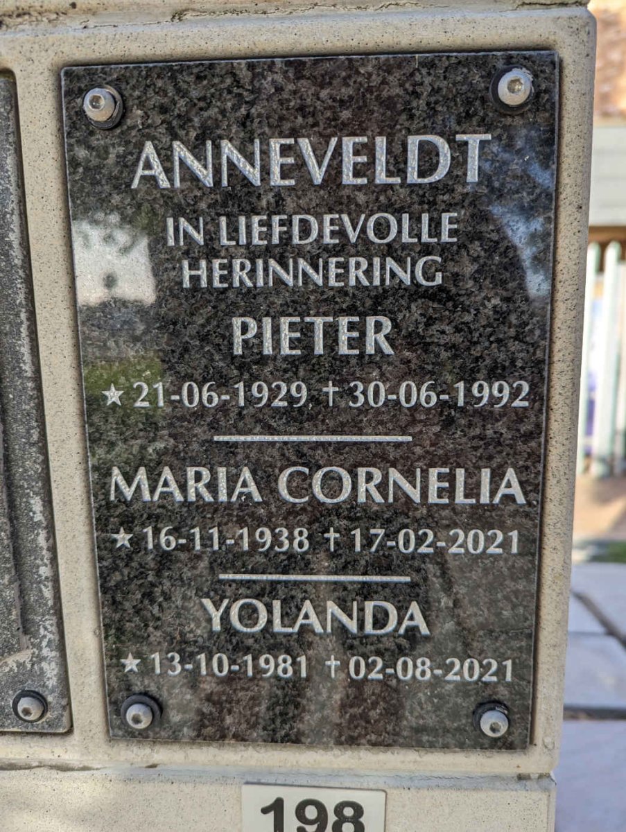 ANNEVELDT Pieter 1929-1992 &amp; Maria Cornelia 1938-2021 :: ANNEVELDT Yolanda 1981-2021