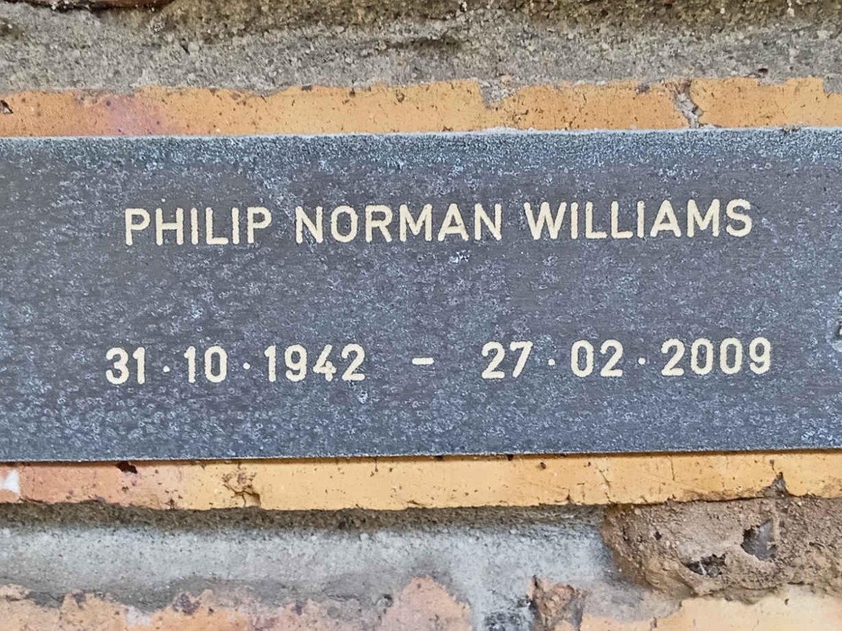 WILLIAMS Philip Norman 1942-2009