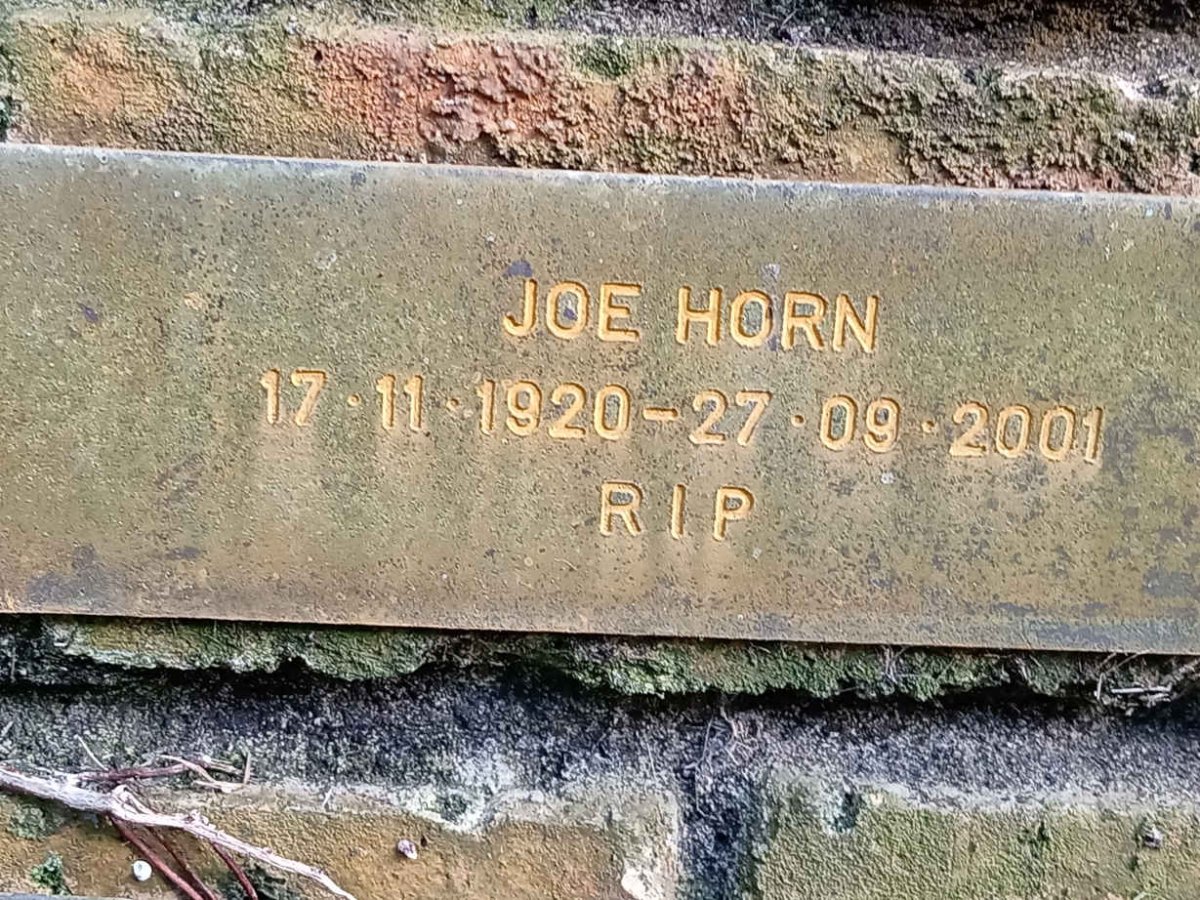 HORN Joe 1920-2001