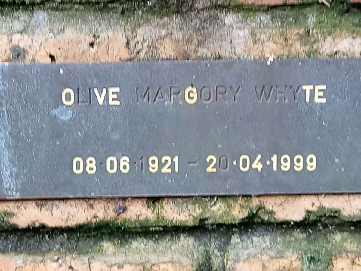 WHYTE Olive Margory 1921-1999