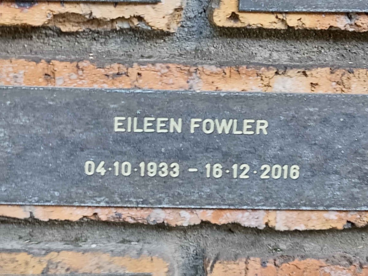 FOWLER Eileen 1933-2016