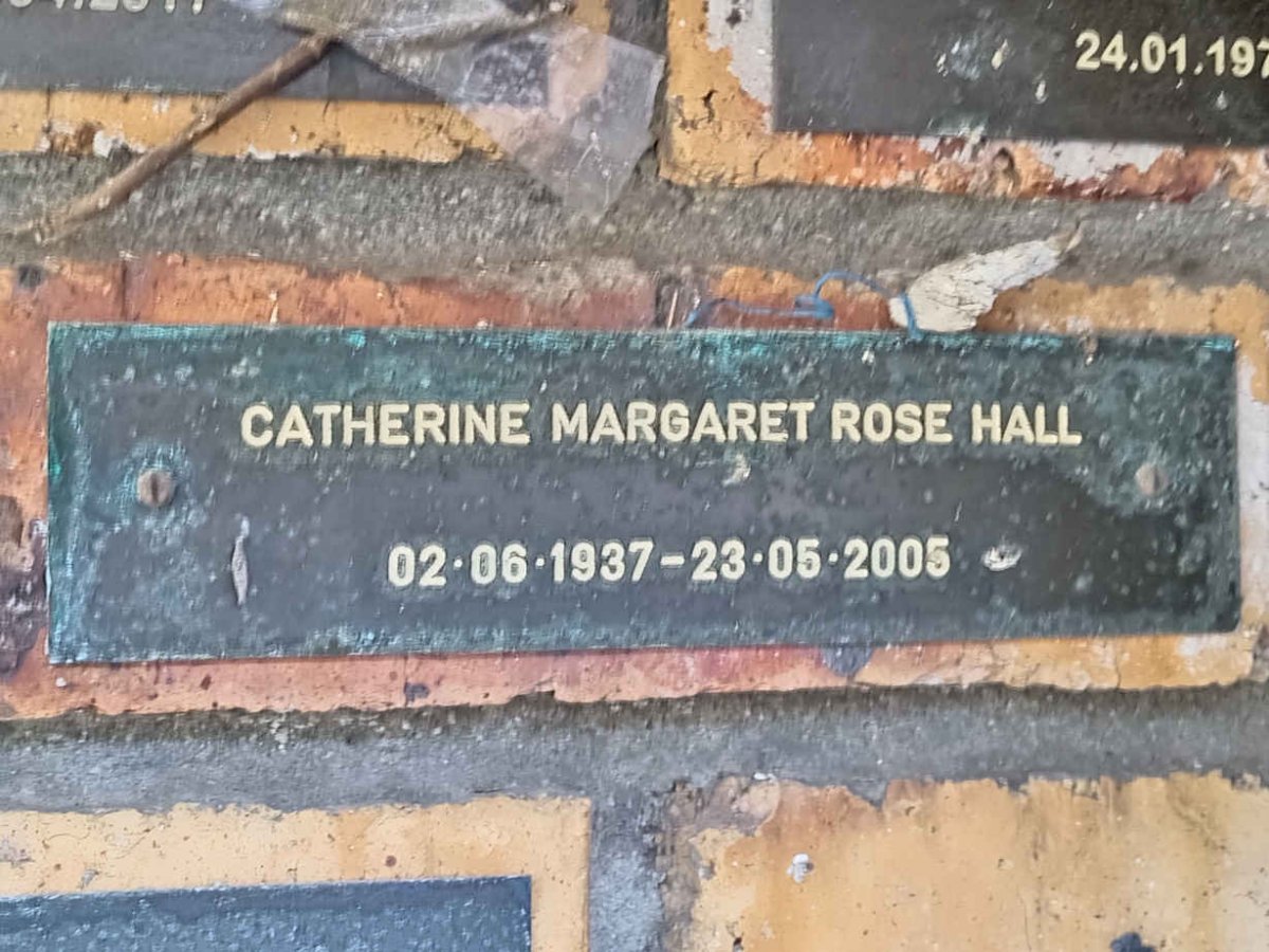 HALL Catherine Margaret Rose 1937-2005