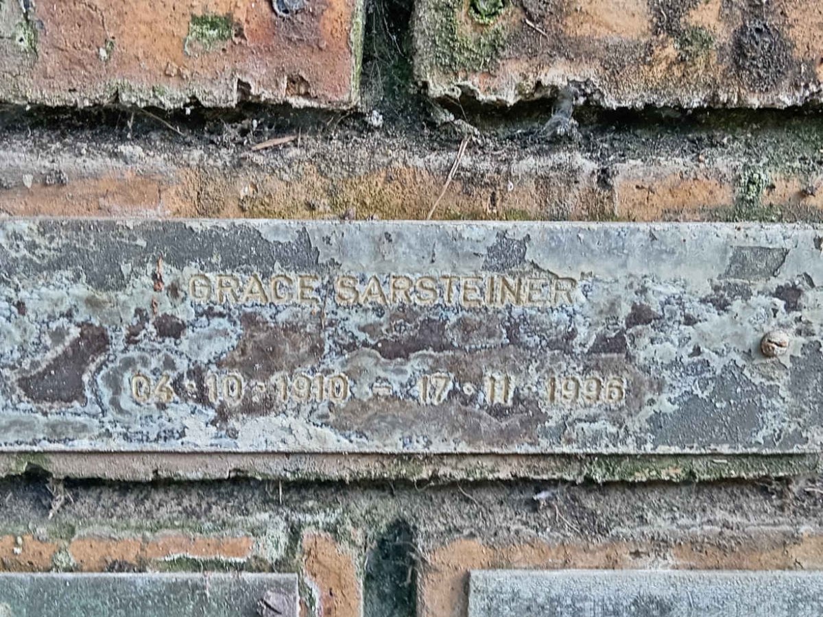 SARSTEINER Grace 1910-1996