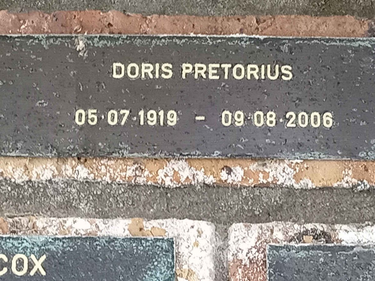PRETORIUS Doris 1919-2006