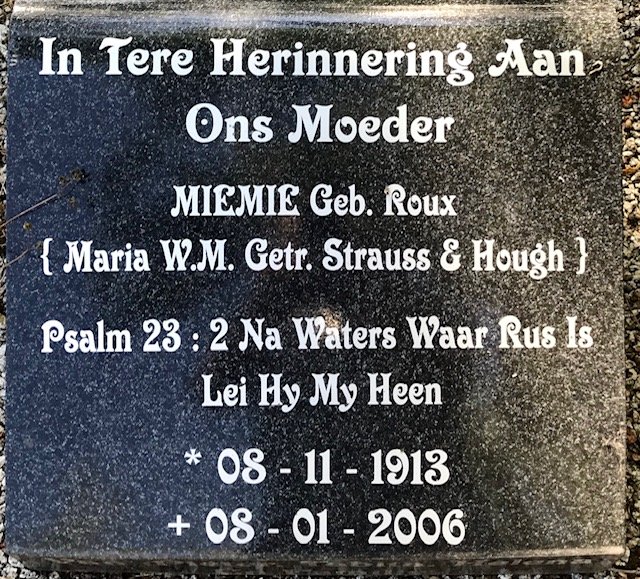 ? Miemie nee ROUX 1913-2006