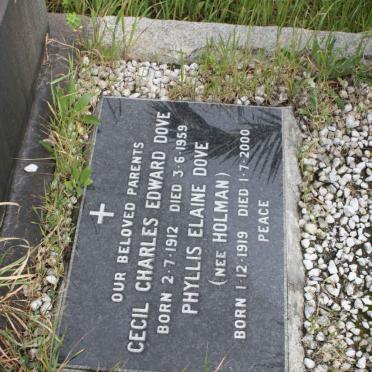 DOVE Cecil Charles Edward 1912-1959 &amp; Phyllis Elaine HOLMAN 1919-2000
