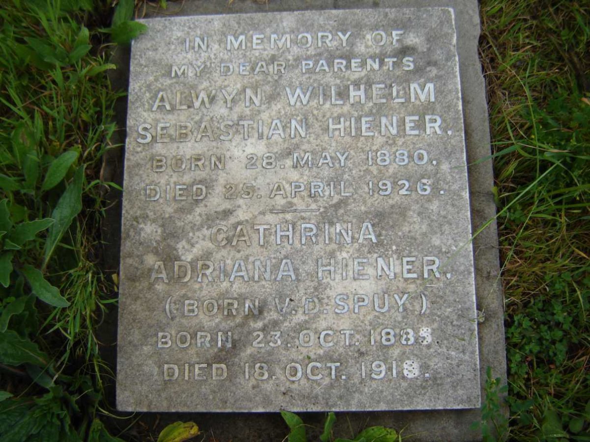 HIENER Alwyn Wilhelm Sebastian 1880-1926 &amp; Cathrina Adriana V.D. SPUY 1885-1918