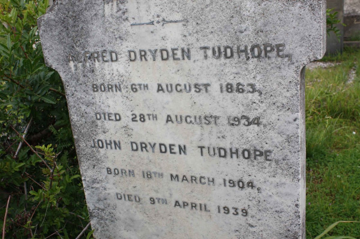 TUDHOPE Alfred Dryden 1863-1934 :: TUDHOPE John Dryden 1904-1939