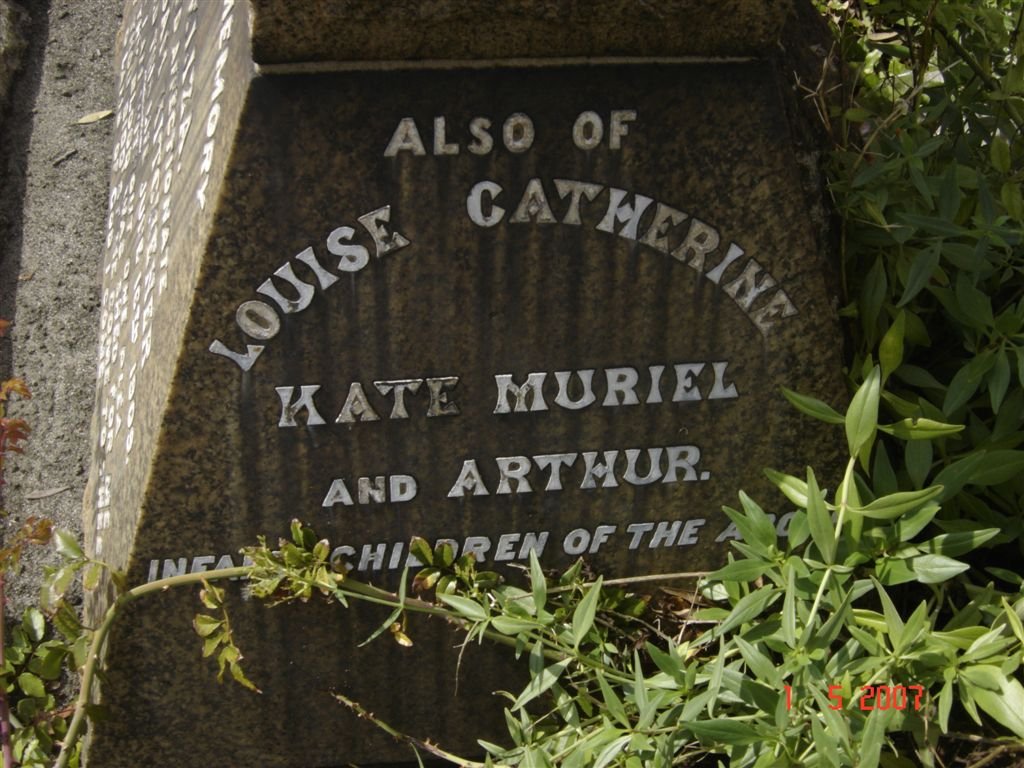 KITCHENER Louisa Catherine, KITCHENER Kate Muriel, KITCHENER Arthur