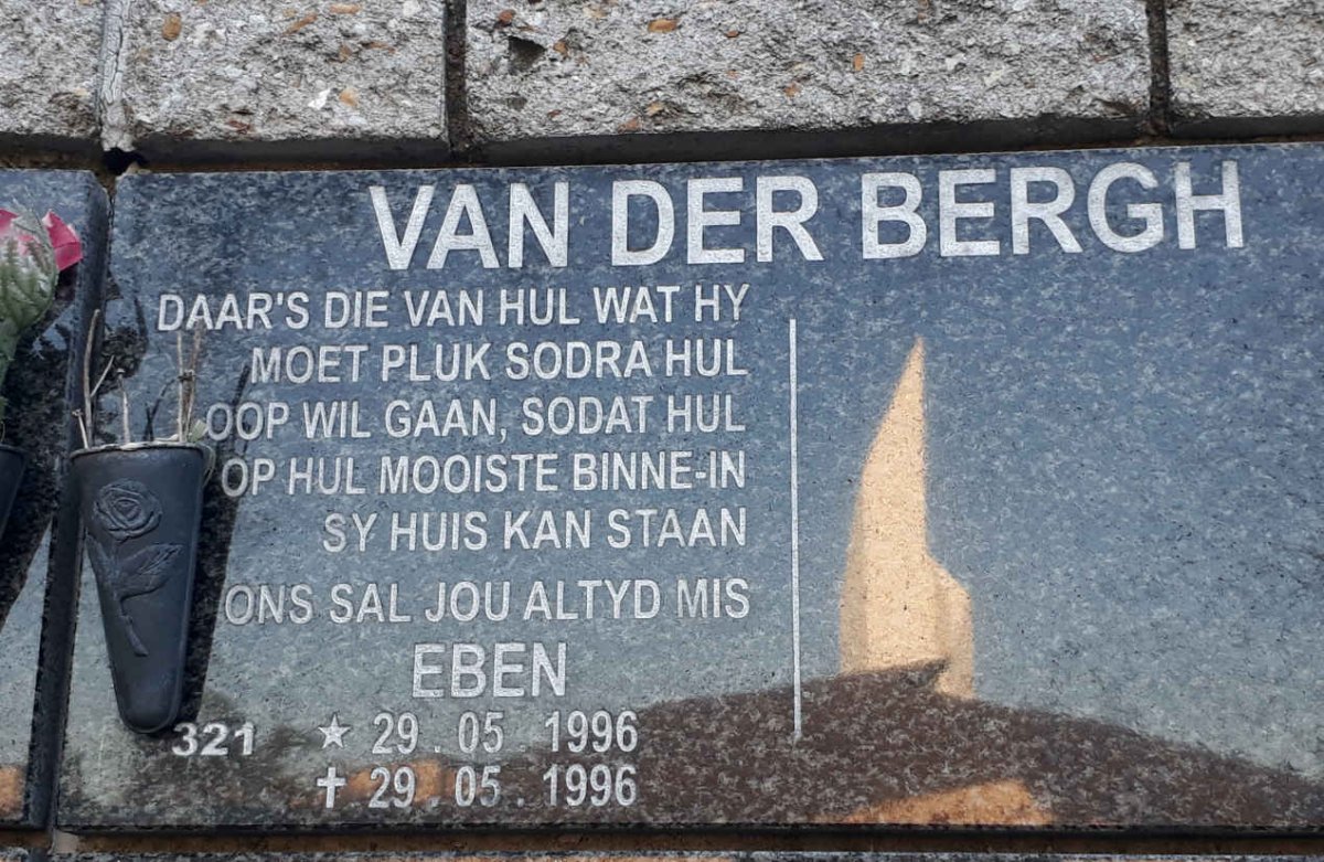 BERGH Eben, van der 1996-1996