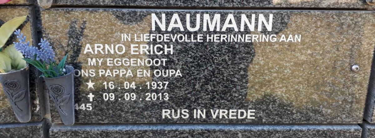 NAUMANN Arno Erich 1937-2013
