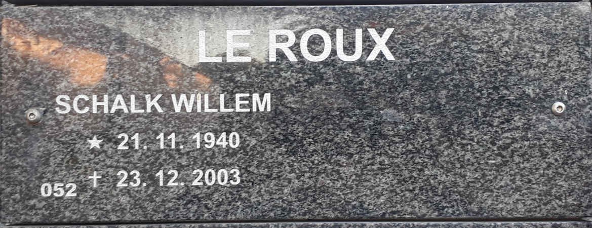 ROUX Schalk Willem, le 1940-2003