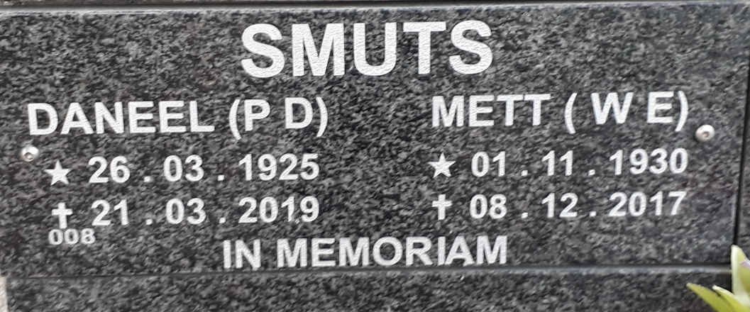 SMUTS W.E. 1930-2017 &amp; P.D. 1925-2019